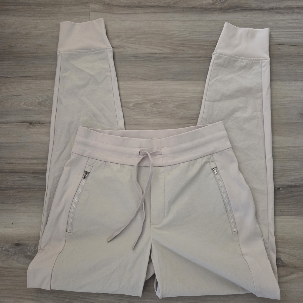 ATHLETA Hybrid Trek Jogger Pants Size 2 ~EUC-Birch Grey‎